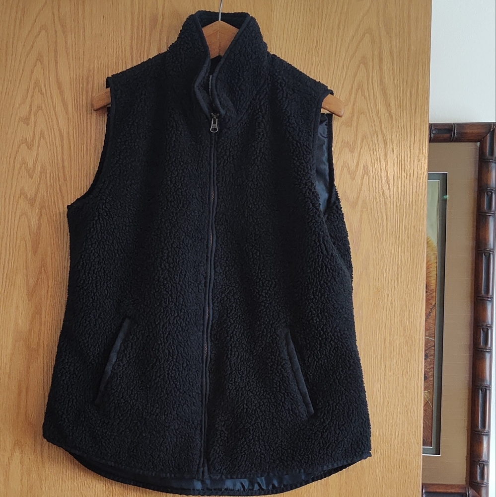 Old Navy Black Sherpa Fleece Vest M